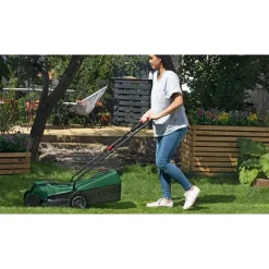 Akkukonesetti Bosch EasyMower 18V-32-200 + EasyGrassCut 18V-26, 4.0Ah akulla