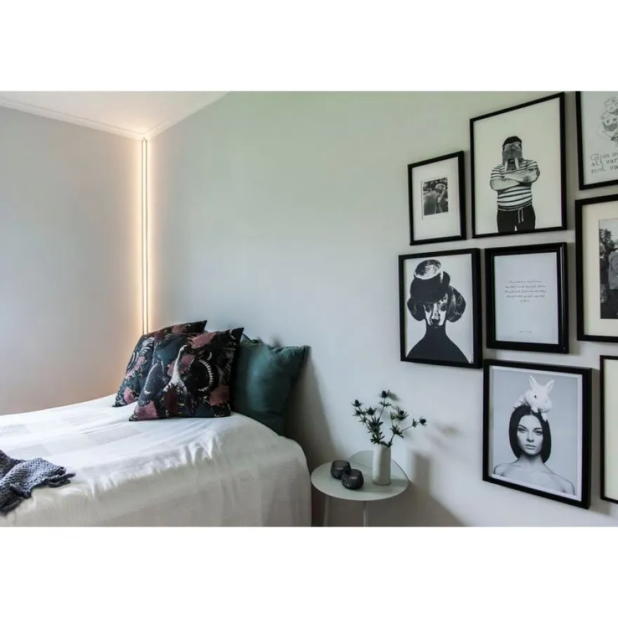 Alumiiniprofiili LED-nauha Hide-a-lite Art Corner 2m musta