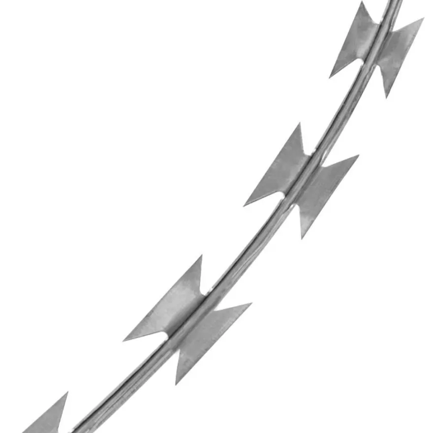 BTO-22 Leikattu Concertina NATO Piikkilanka 60 m