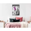 Canvas-taulu Artgeist Parisian Woman Pink, 1-osainen, pystysuuntainen, eri kokoja
