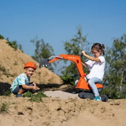 Kaivinkone sis. kypärän Kubota Falk, 670x850x380 mm oranssi muovi