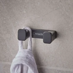 Kaksoispyyhekoukku Hansgrohe AddStoris Q, eri värejä