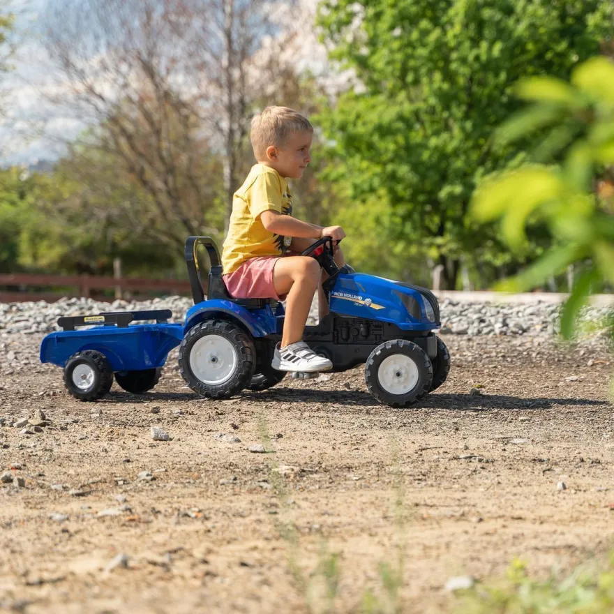 Leikkitraktori peräkärryllä Falk New Holland, sininen