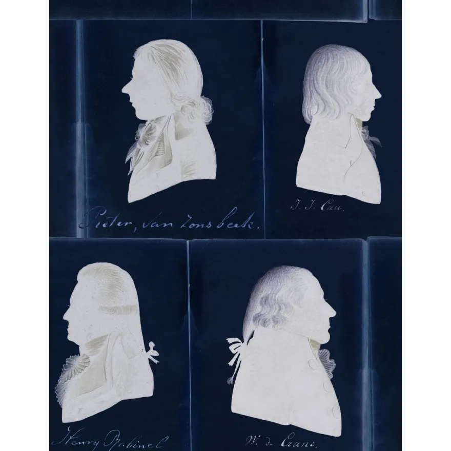Paneelitapetti Mindthegap Dutch Portraits Blue, 1.56x3m