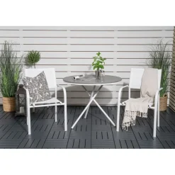 Parvekeryhmä Venture Home, ø90cm harmaa-valkoinen Parma-pöytä + 2 valkoista, pinottavaa Santorini-tuolia
