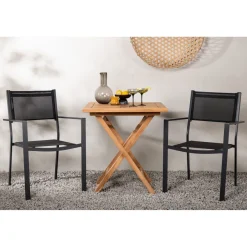 Parvekeryhmä Venture Home, 70x70cm Kenya-pöytä + 2 mustaa, pinottavaa Copacabana-tuolia
