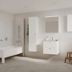Peilikaappi LED-valolla Svedbergs Intro, eri kokoja