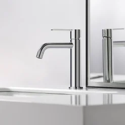 Pesuallashana Bathlife Tillra, kromi