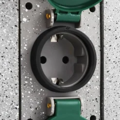 Puutarhan pylväspistorasia hämäräsensorilla, muovi