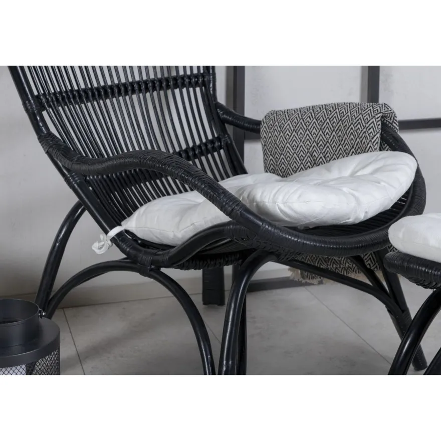 Rottinkituoli rahilla Venture Home Ella