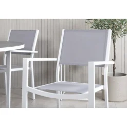 Ruokailuryhmä Venture Home, ø140cm, harmaa/valkoinen Copacabana-pöytä + 6 harmaa-valkoista, pinottavaa Copacabana-tuolia