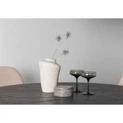 Ruokailuryhmä Venture Home, ⌀120cm Lanzo-pöytä + 4 beigeä Polar-tuolia, bouclé