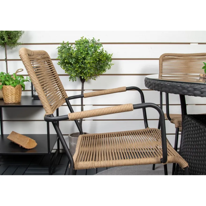 Ruokailuryhmä Venture Home, ø90cm musta Volta-pöytä + 4 ruskeaa Lindos-tuolia