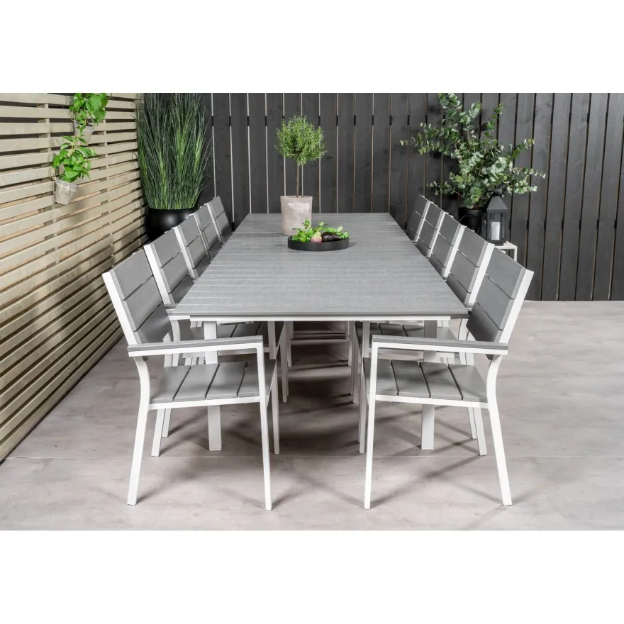Ruokailuryhmä Venture Home, 229/310x100cm jatkettava harmaa/valkoinen Levels-pöytä + 10 harmaa/valkoista, pinottavaa Levels-tuolia