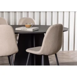 Ruokailuryhmä Venture Home, 230x115cm musta Bootcut Oval -pöytä + 6 beigeä Polar-tuolia, bouclé