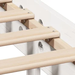 Sängynrunko tai sänky täysi mänty, eri kokoja ja värejä (42829)