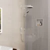 Suihkusetti Hansgrohe Rainfinity 130 3jet, suihkutanko S Puro 90 cm, liu'ulla ja Designflex-tekstiilisuihkuletkulla 160 cm, mattavalkoinen