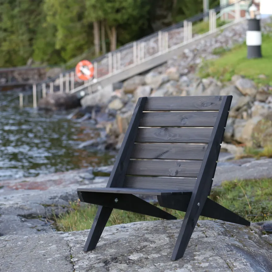 Tuoli EcoFurn Granny mänty, musta