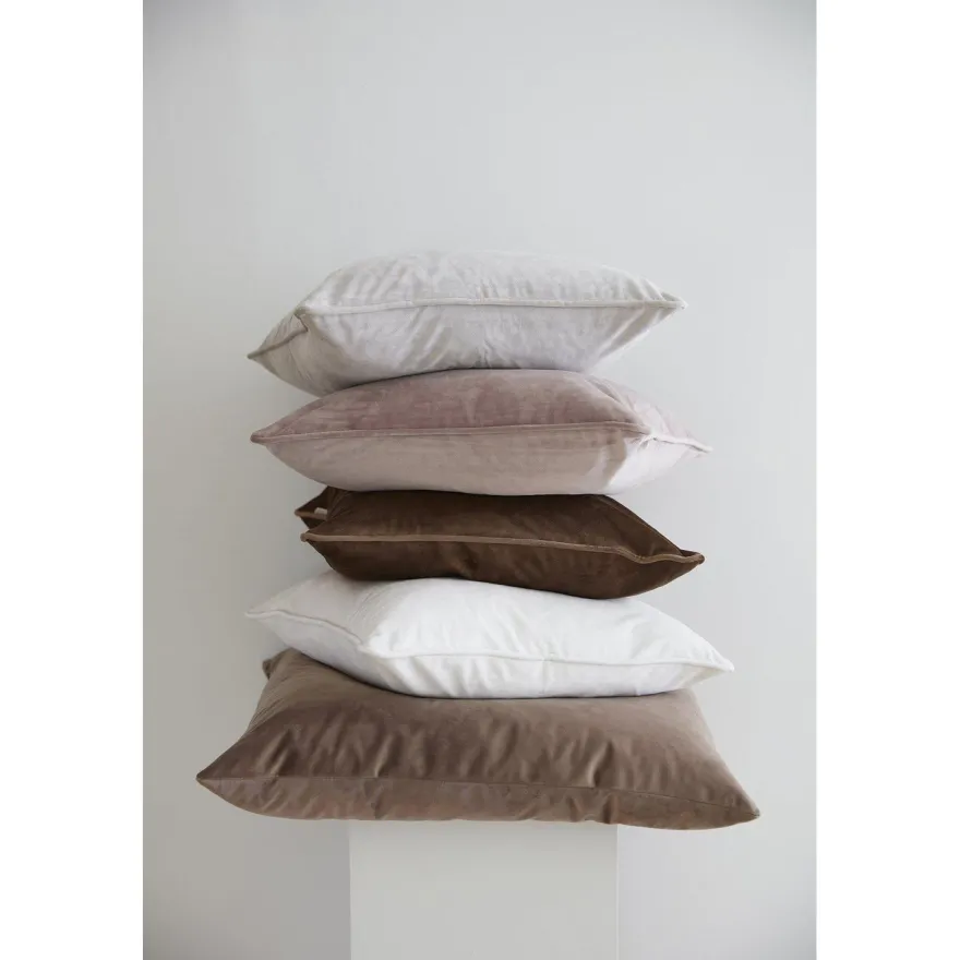 Tyynynpäällinen Svanefors Elise, 45x45/60x60cm, eri kokoja ja värejä