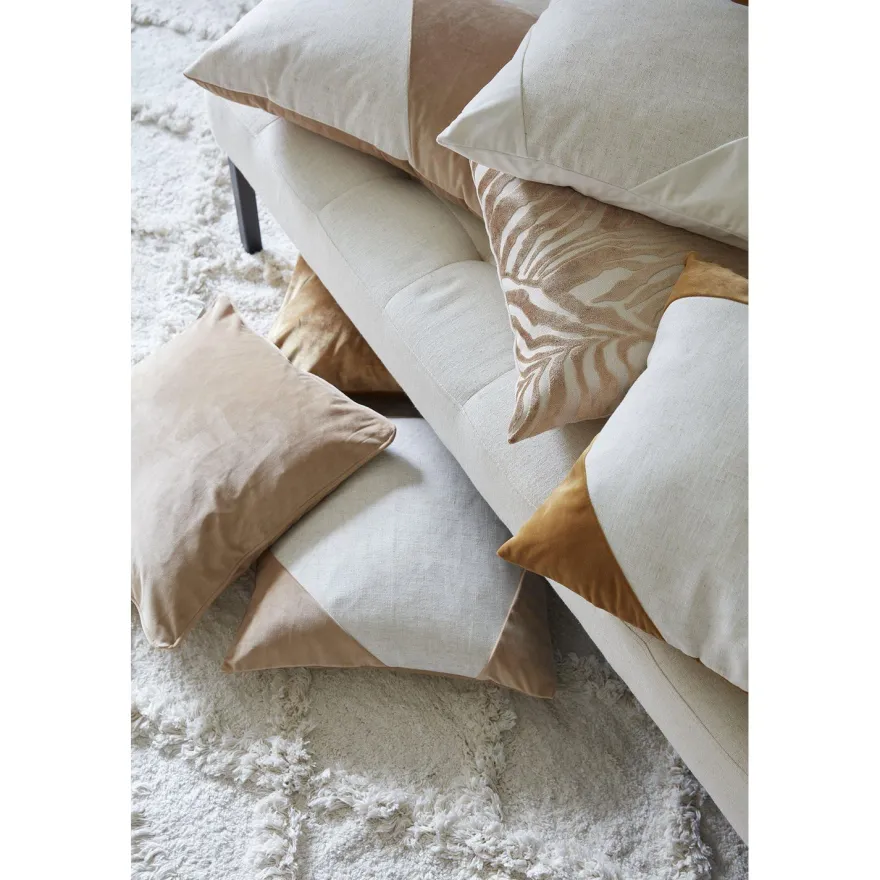 Tyynynpäällinen Svanefors Elise, 45x45/60x60cm, eri kokoja ja värejä