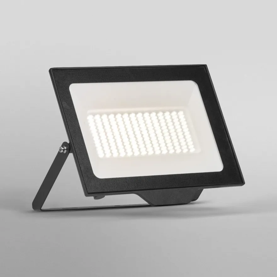 Valonheitin Osram Floodlight Essential IP65 musta, eri vaihtoehtoja