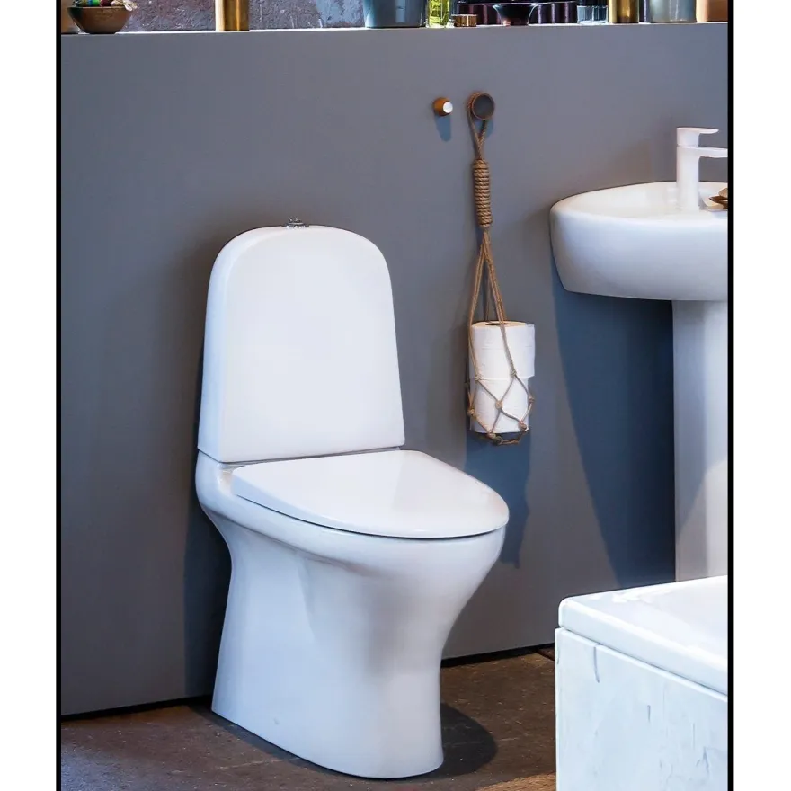 WC-istuinkansi Gustavsberg Estetic, seinä-WC-istuimelle, SoftClose/QuickRelease, eri värejä