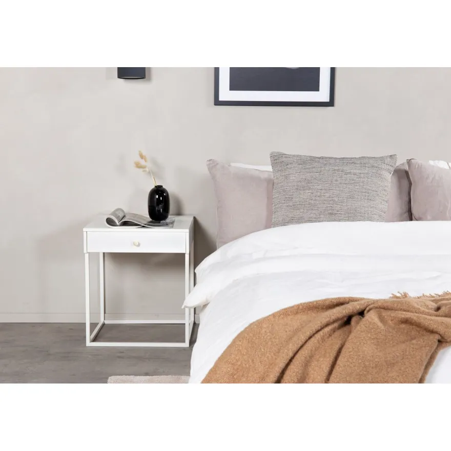 Yöpöytä Venture Home Bakal